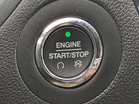 Used 2019 Ford Explorer Limited image 30