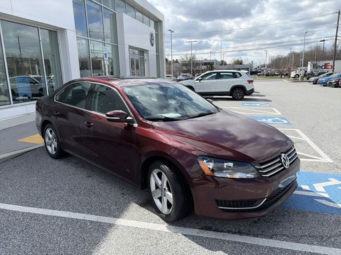 Used 2013 Volkswagen Passat 2.5 SE image 3