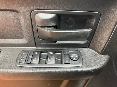 Used 2014 RAM 1500 Tradesman image 21