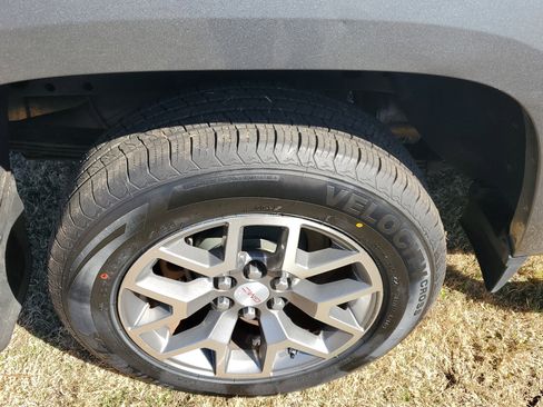 Used 2019 GMC Canyon All Terrain w/ Trailering Package image 7