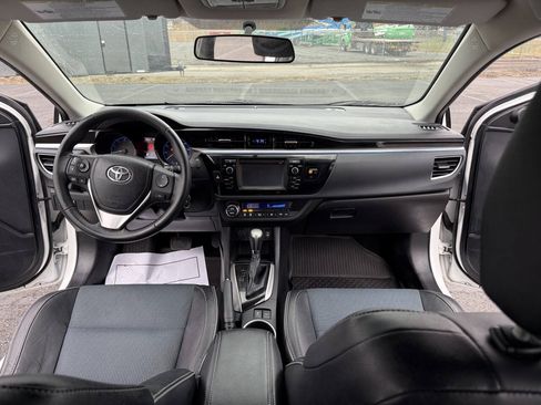 Used 2014 Toyota Corolla S FWD image 19