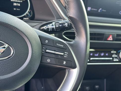 Used 2022 Hyundai Sonata SEL w/ Convenience Package image 18