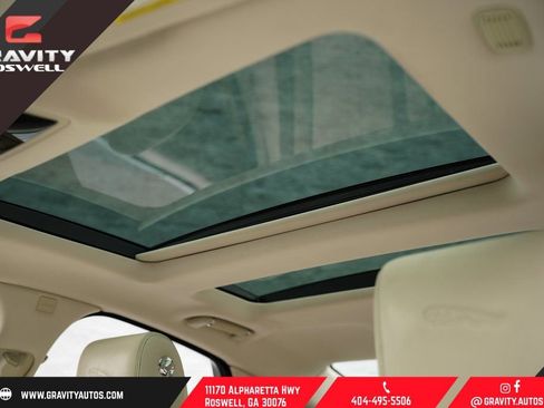 Used 2017 Jaguar XJ R-Sport image 36