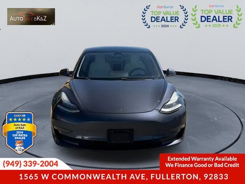 Used 2018 Tesla Model 3 Mid Range RWD image 2