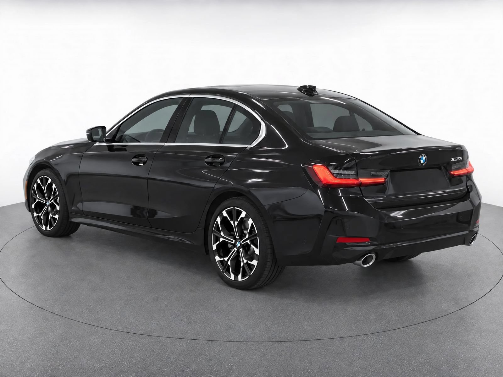 Used 2025 BMW 330i Sedan RWD image 7