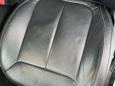 Used 2023 Jeep Grand Cherokee L Limited w/ Luxury Tech Group II image 13