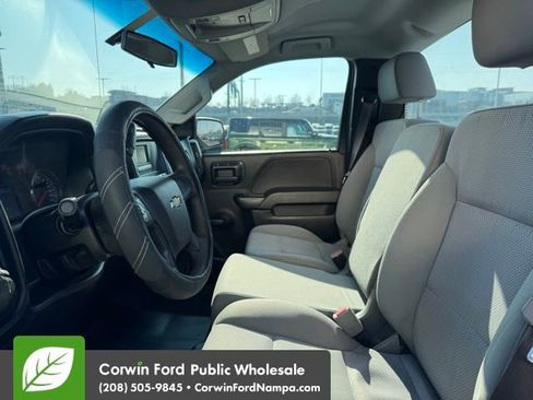 Used 2017 Chevrolet Silverado 1500 W/T w/ Trailering Package image 7