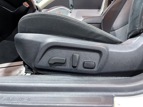 Used 2019 Subaru Outback 2.5i Premium image 18