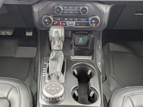 New 2025 Ford Bronco Outer Banks AWD/4WD image 21