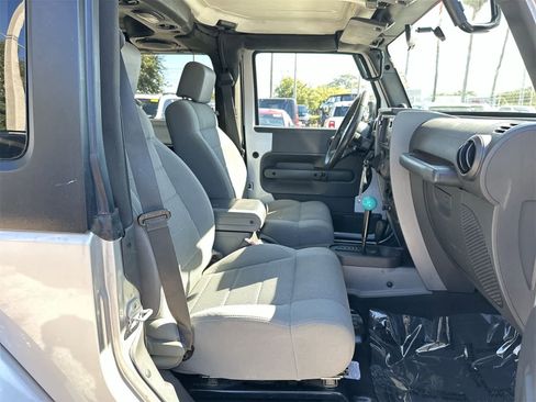 Used 2007 Jeep Wrangler Sahara w/ PWR Convenience Group image 20