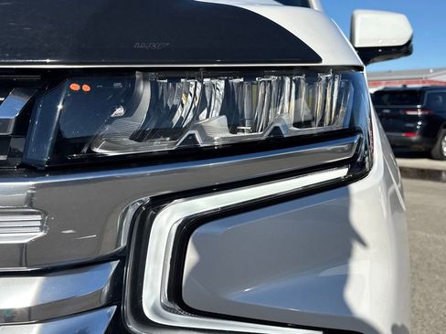 Used 2021 Chevrolet Tahoe High Country w/ Premium Package image 10