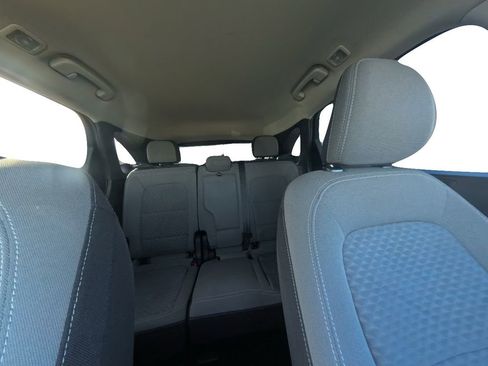 Used 2020 Ford Escape SE image 23