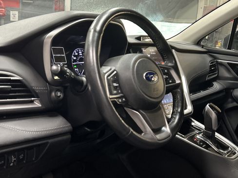 Used 2020 Subaru Outback Limited AWD/4WD image 29