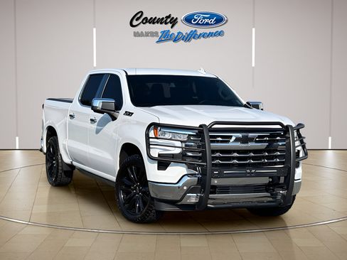 Used 2026 Chevrolet Silverado 1500 LTZ w/ Z71 Off-Road Package AWD/4WD image 1