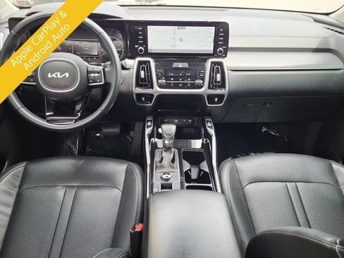 Certified 2022 Kia Sorento SX AWD/4WD image 17