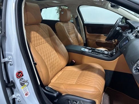 Used 2016 Jaguar XJ L Portfolio AWD/4WD image 57