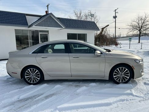 Used 2017 Lincoln MKZ Select w/ Select Plus Package image 7