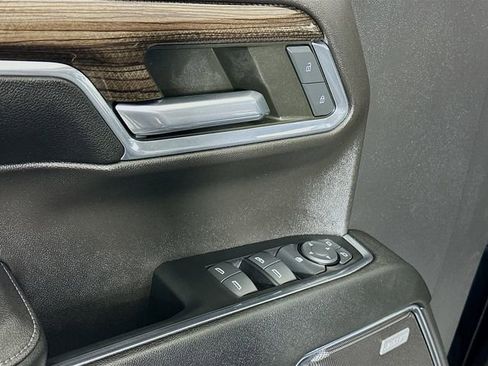 Certified 2023 Chevrolet Silverado 1500 RST w/ Rally Edition image 18