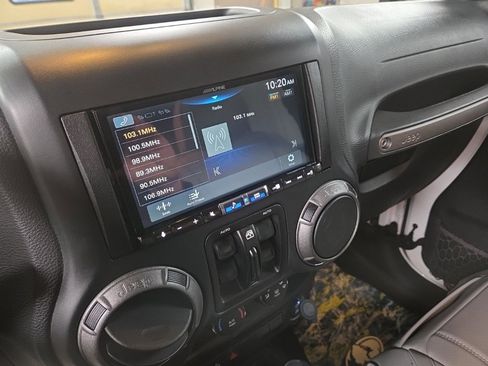 Used 2016 Jeep Wrangler Unlimited Sport w/ Quick Order Package 24S image 28