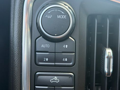 Used 2020 Chevrolet Silverado 1500 LT w/ All-Star Edition AWD/4WD image 16