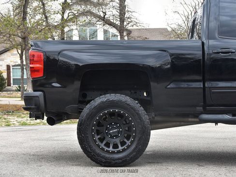 Used 2019 Chevrolet Silverado 2500 LTZ w/ Duramax Plus Package image 10