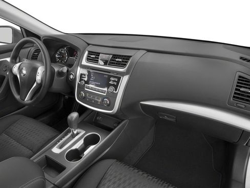 Used 2018 Nissan Altima 2.5 SR w/ SR Special Edition FWD image 13