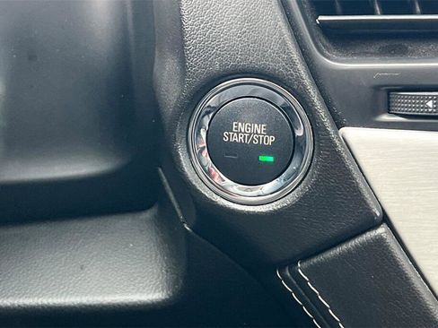 Used 2020 GMC Yukon XL SLT image 23