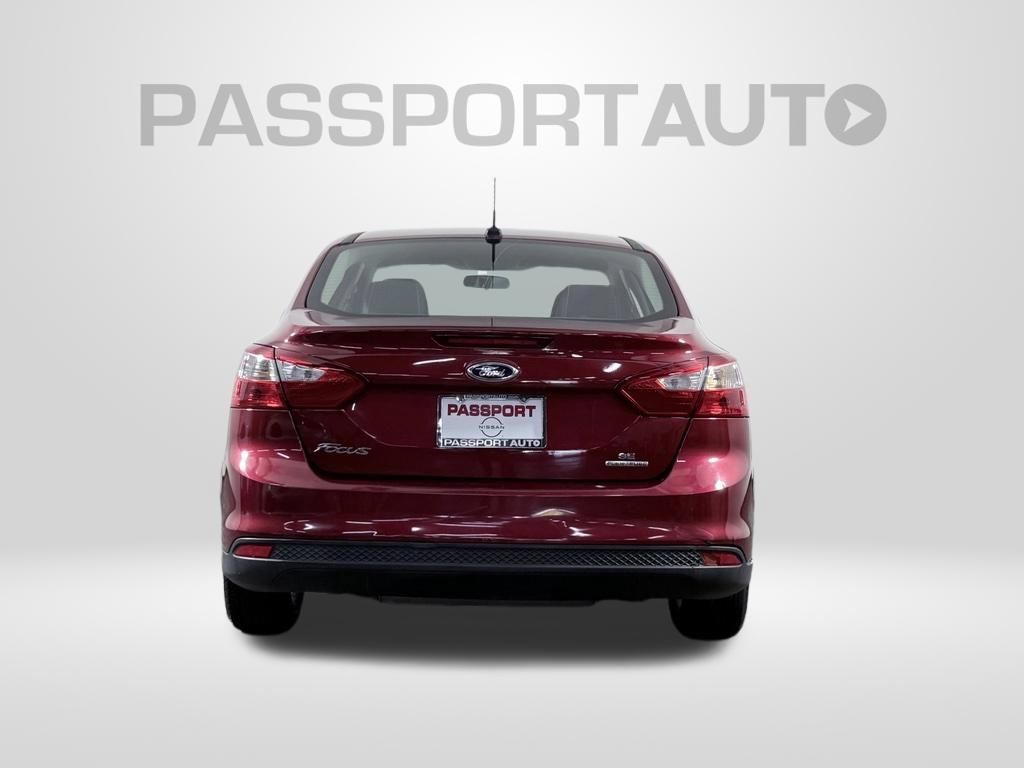 Used 2014 Ford Focus SE FWD image 6