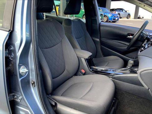 Used 2020 Toyota Corolla LE image 7