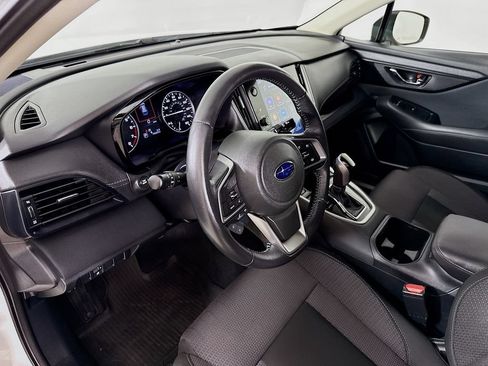 Used 2022 Subaru Outback Premium AWD/4WD image 10
