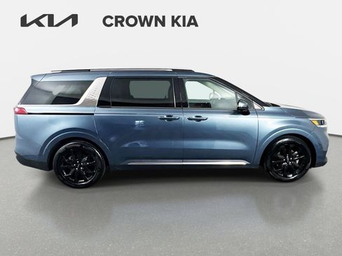 Used 2023 Kia Carnival SX FWD image 4