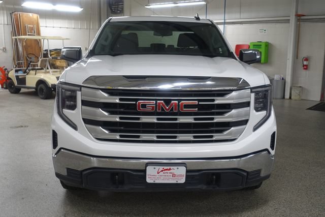 Used 2023 GMC Sierra 1500 SLE AWD/4WD image 2