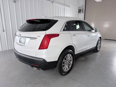 Used 2018 Cadillac XT5 Luxury w/ Driver Awareness Package image 5