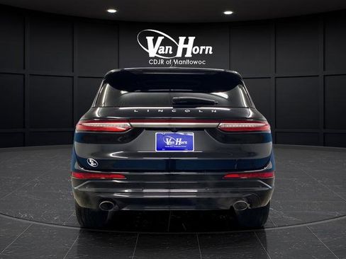 Used 2021 Lincoln Corsair Reserve AWD/4WD image 6