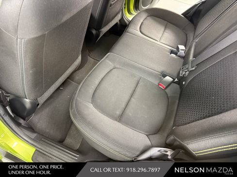 Used 2016 Kia Soul + FWD image 36