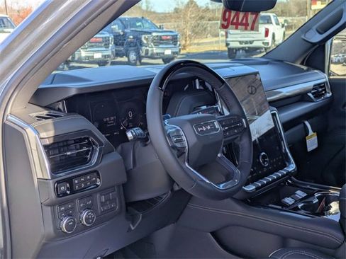 New 2026 GMC Yukon Elevation w/ Elevation Premium Package image 14