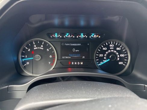 Used 2019 Ford F150 XLT w/ Equipment Group 302A Luxury image 18