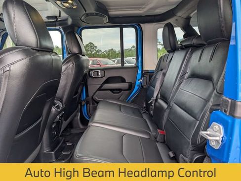 Used 2022 Jeep Wrangler Unlimited Sahara w/ Safety Group AWD/4WD image 26