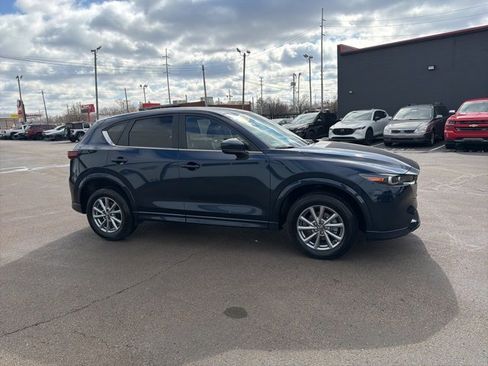 Used 2025 MAZDA CX-5 AWD 2.5 S w/ Select Package image 3