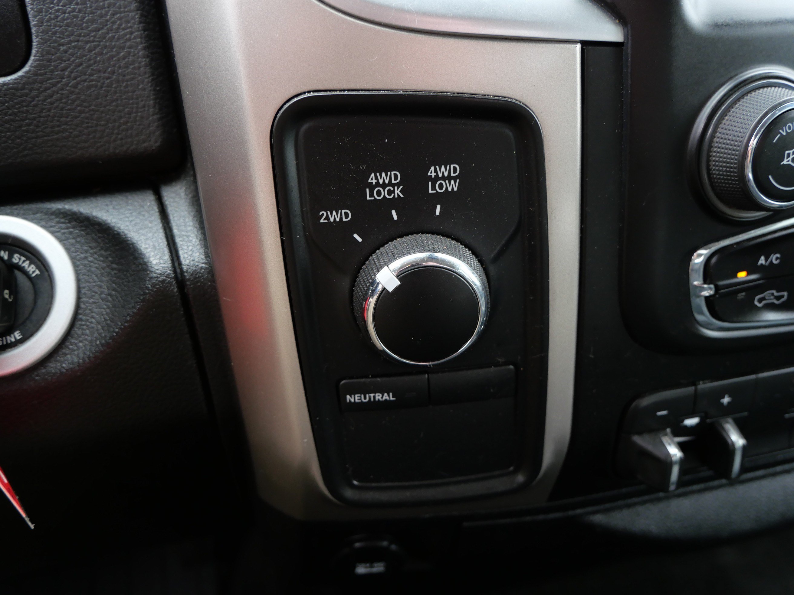 Used 2017 RAM 3500 Big Horn AWD/4WD image 31
