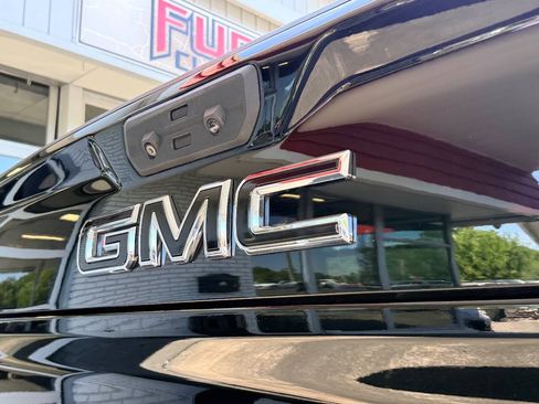Used 2021 GMC Sierra 2500 Denali w/ Denali Ultimate Package AWD/4WD image 9