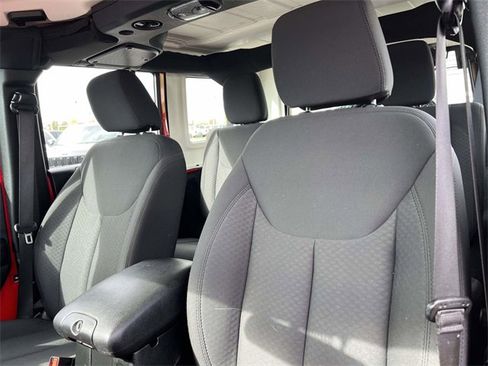 Used 2018 Jeep Wrangler Unlimited Sport w/ Connectivity Group image 20