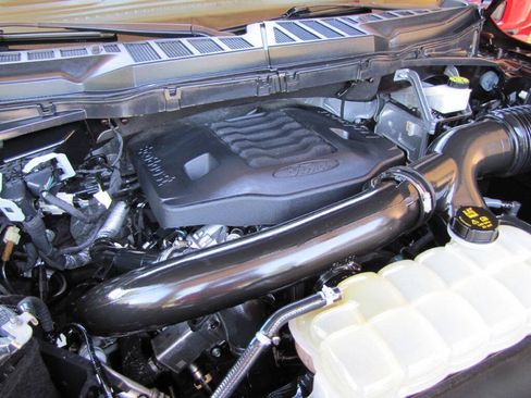 Used 2022 Ford F150 Lariat w/ Equipment Group 502A High AWD/4WD image 34
