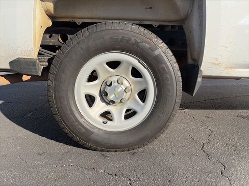 Used 2016 Chevrolet Silverado 1500 W/T w/ Chrome Bumper Package image 8