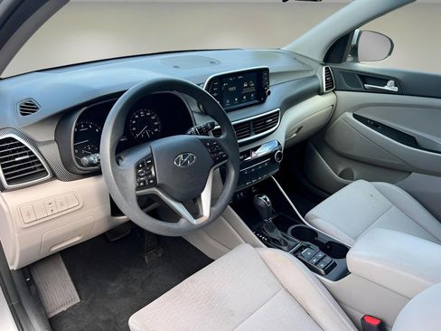 Used 2021 Hyundai Tucson SE image 19