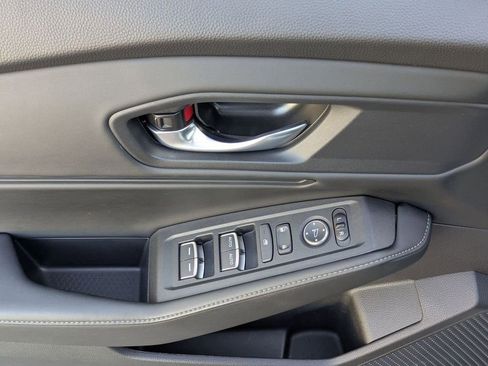Used 2025 Honda Accord Sport image 6