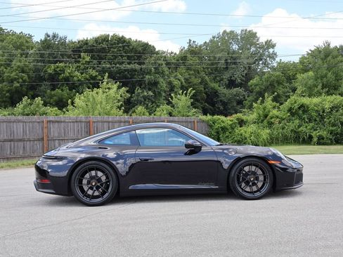 Certified 2025 Porsche 911 Carrera 4 GTS AWD/4WD image 9