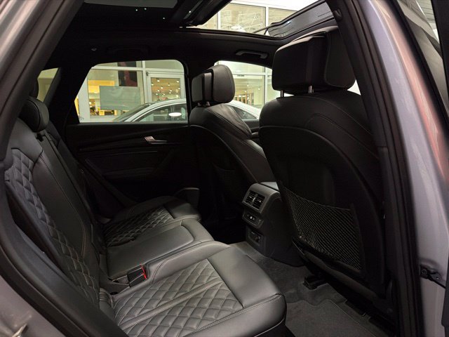 Used 2023 Audi SQ5 Premium Plus w/ Premium Plus Package AWD/4WD image 11