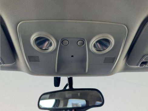 Used 2013 GMC Acadia SLE image 33