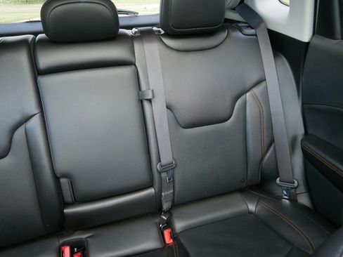 Used 2021 Jeep Compass Limited w/ Sun and Sound Group AWD/4WD image 14